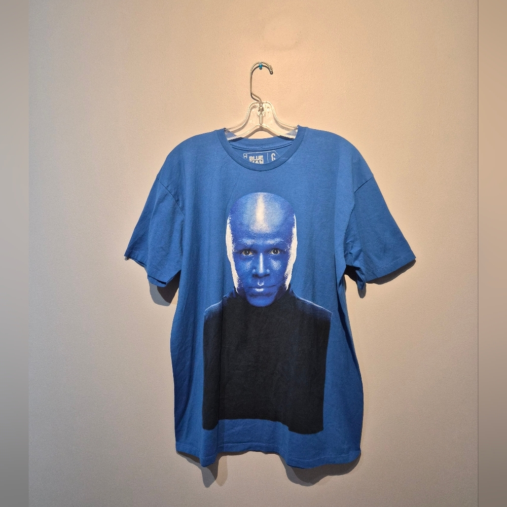 Blue Man Group Graphic T-Shirt | Size XL